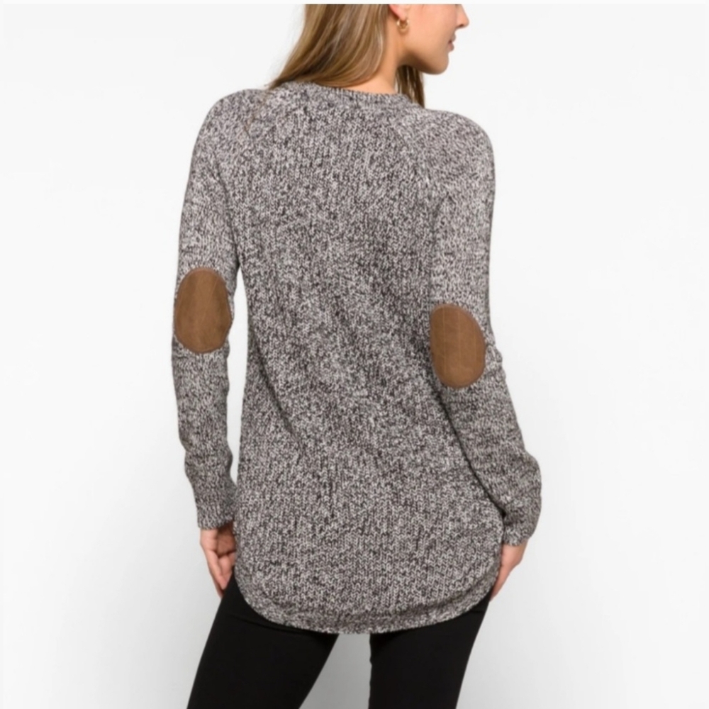 RD Style Sweater Size Medium